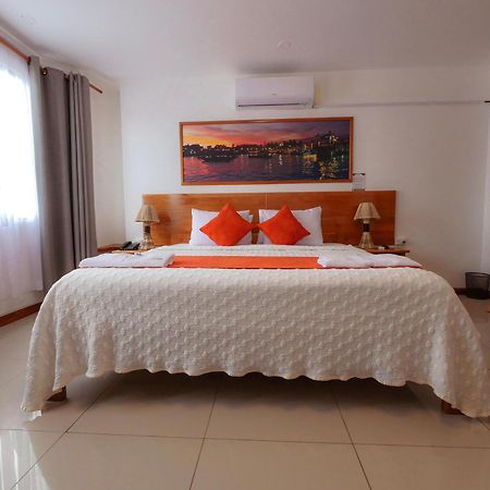 El Descanso Del Guia Puerto Ayora  Εξωτερικό φωτογραφία