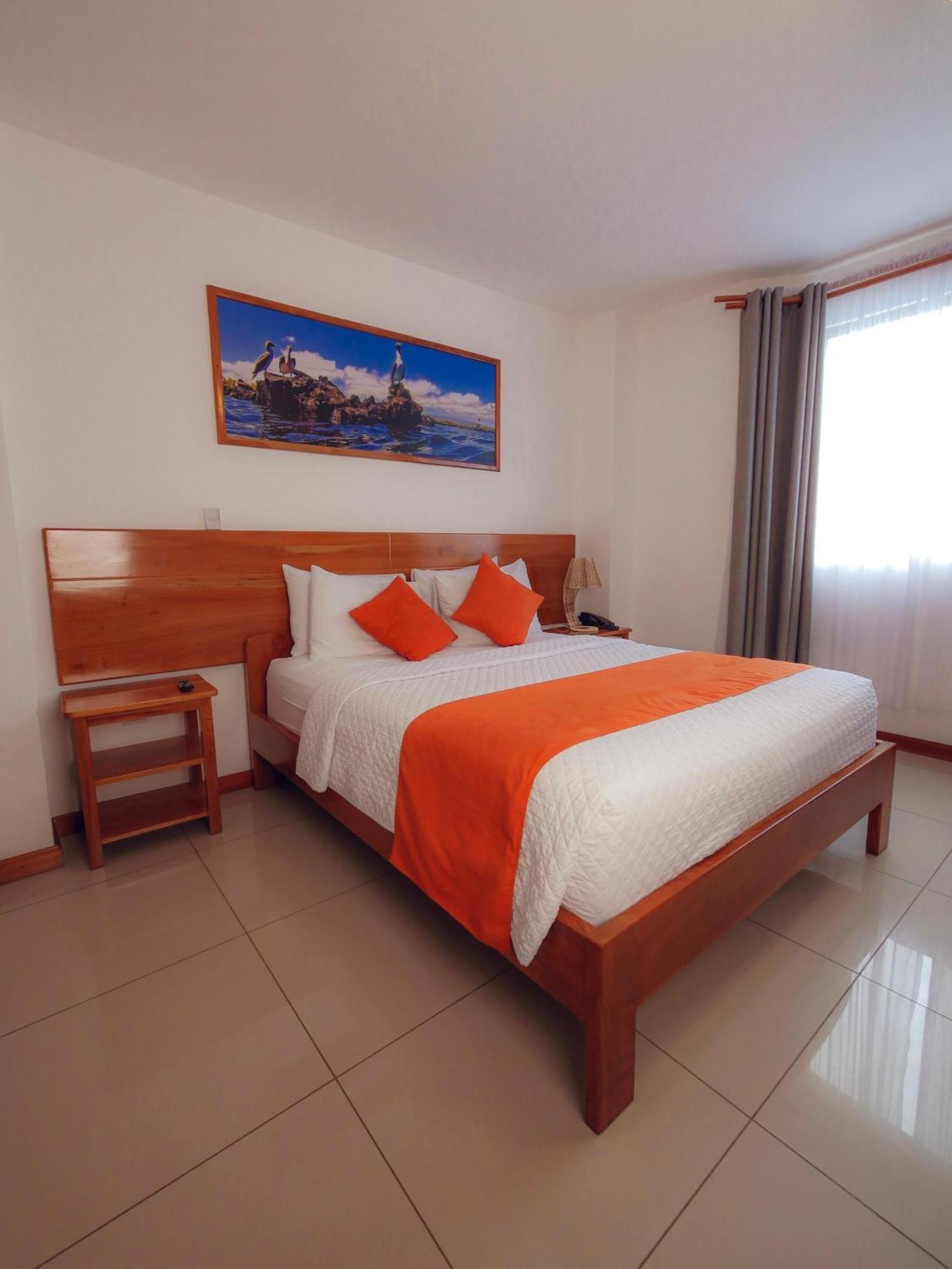 El Descanso Del Guia Puerto Ayora  Εξωτερικό φωτογραφία