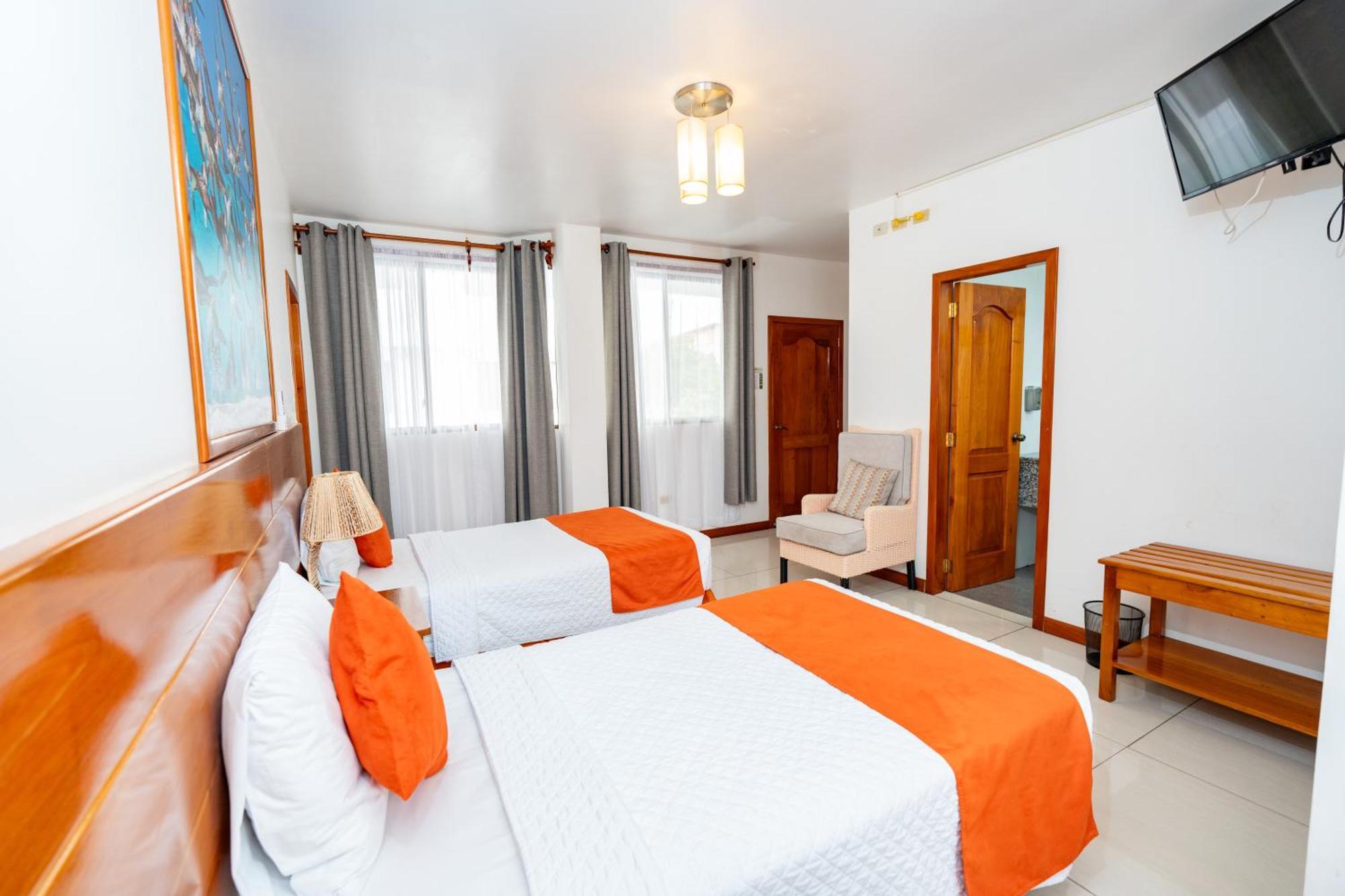 El Descanso Del Guia Puerto Ayora  Εξωτερικό φωτογραφία